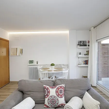 Con Gran Terraza En شقة